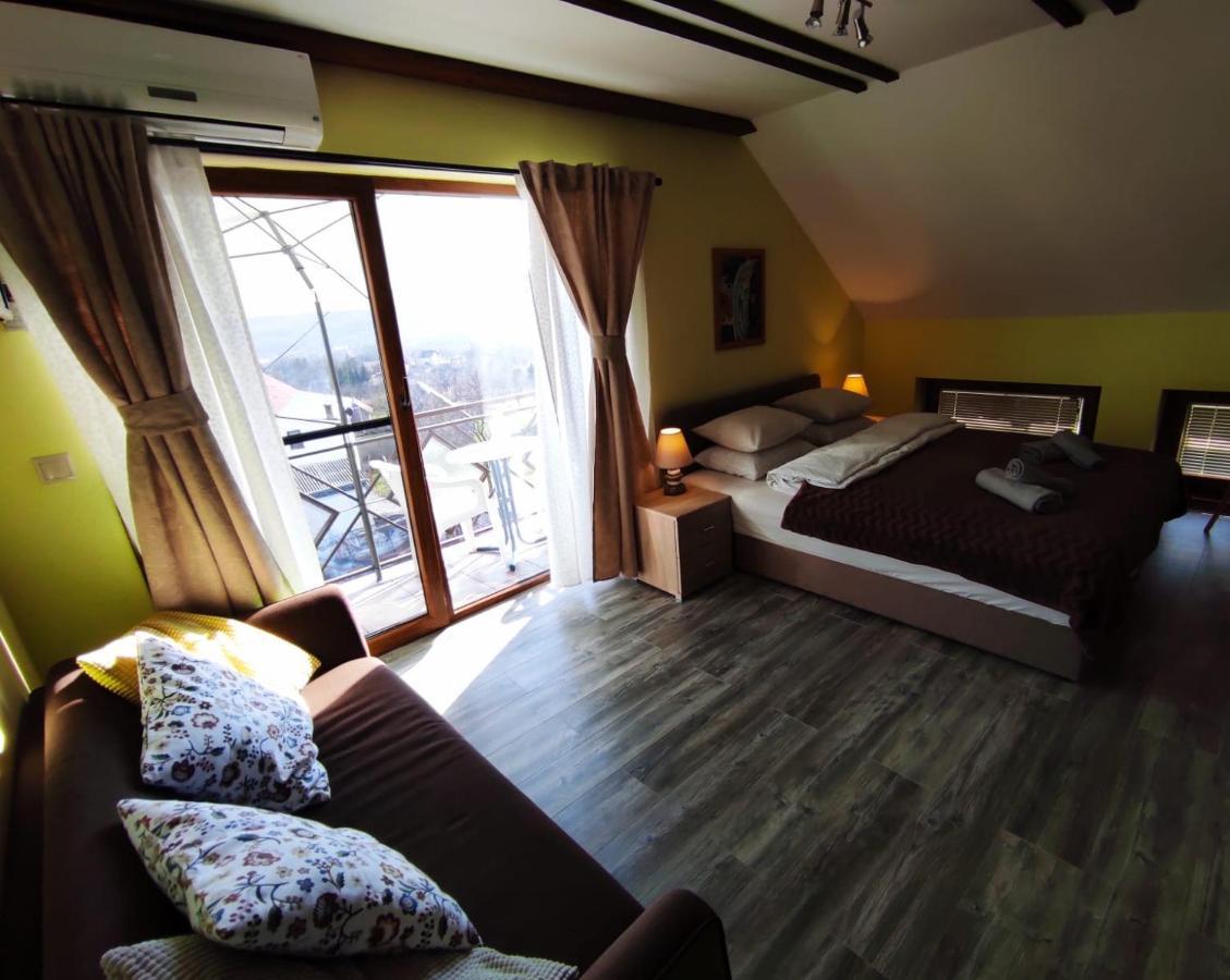 Accommodation "Old Town Dreznik" Rakovica Exterior foto